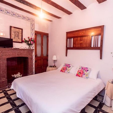 La Casa De Felix Hotel Villena Ngoại thất bức ảnh